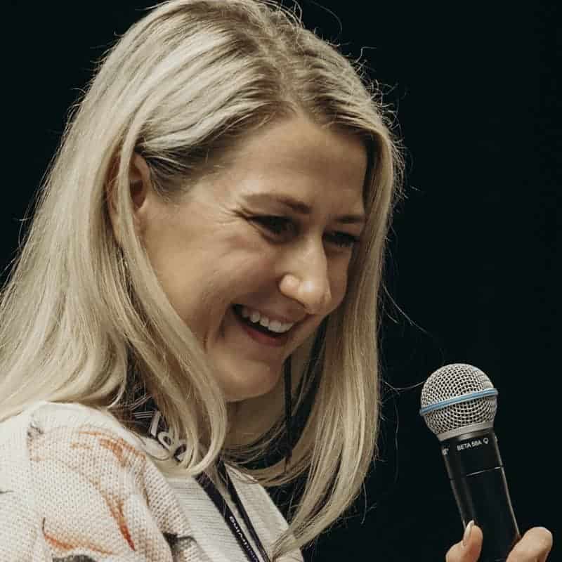 Nathania Millette speaking at an Experior event.
